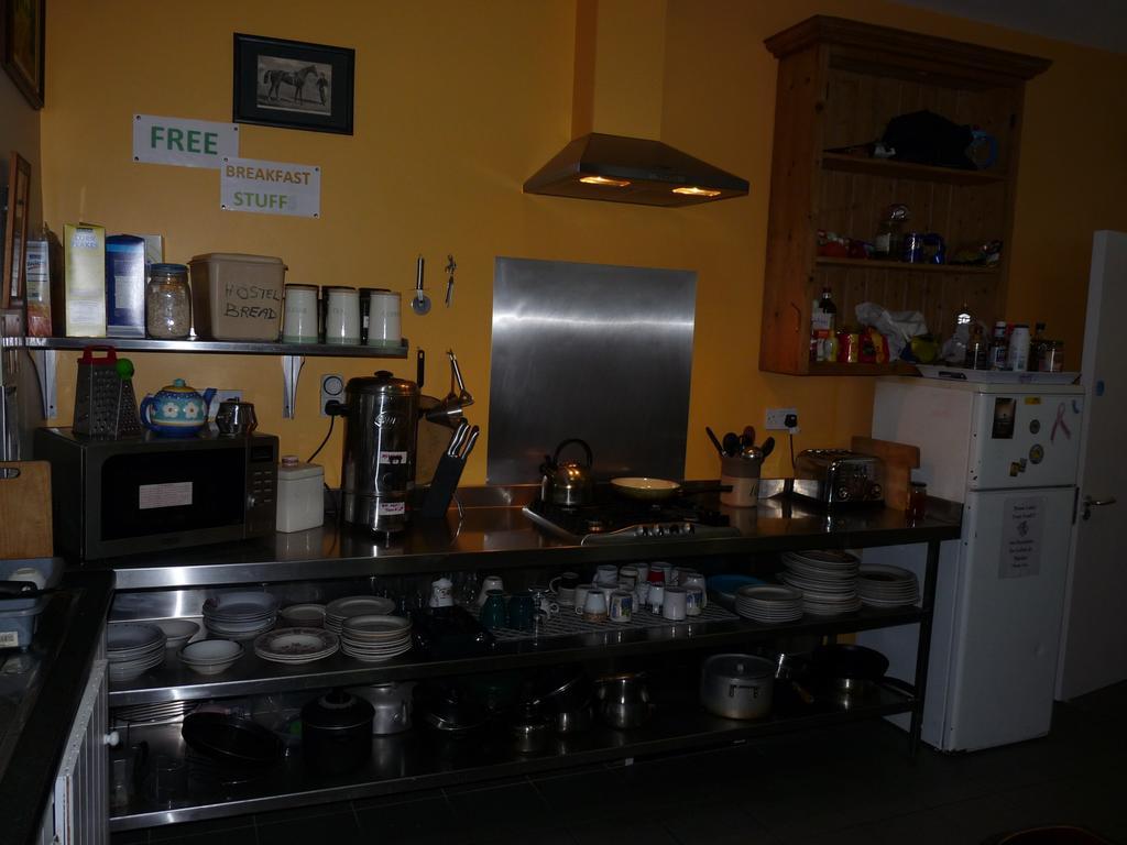 Macgabhainns Backpackers Hostel Килкенни Экстерьер фото
