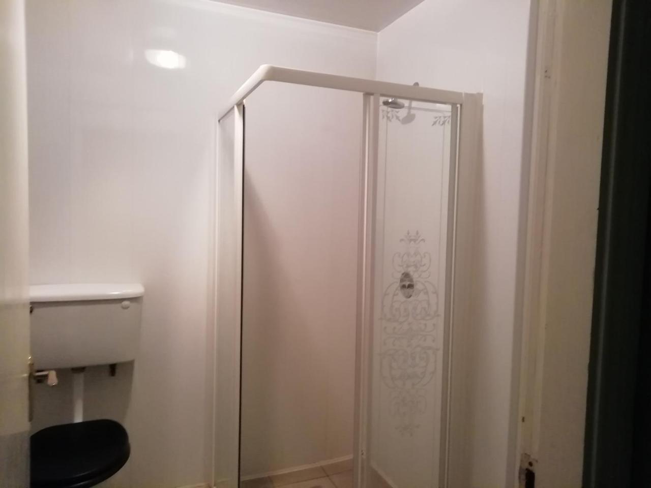 Macgabhainns Backpackers Hostel Килкенни Экстерьер фото